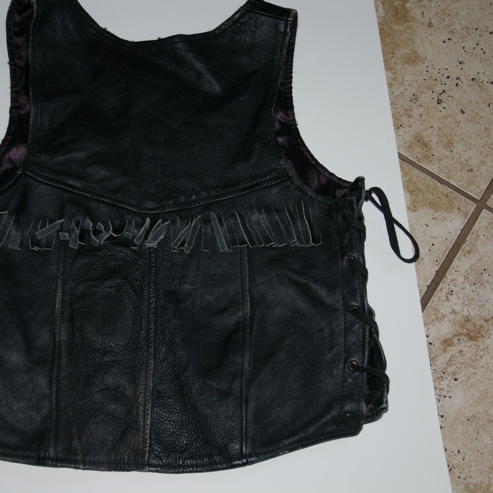 Genuine Leather Motorcycle Biker Vest - Picture 4 of 8
